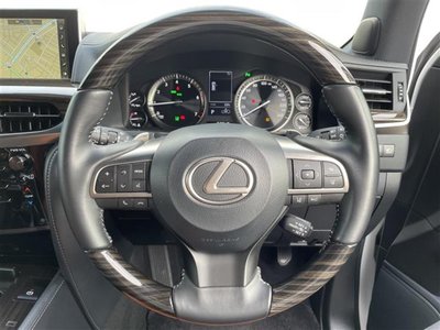 LEXUS LX - 8