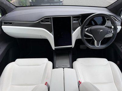 صورة 2 لـ 2017 Tesla MODEL X