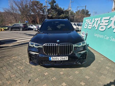BMW X7 - 1