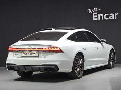 2020 AUDI S7 — фото 3