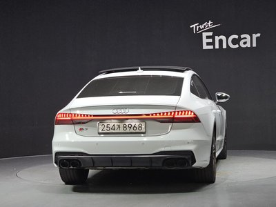 2020 AUDI S7 — фото 4