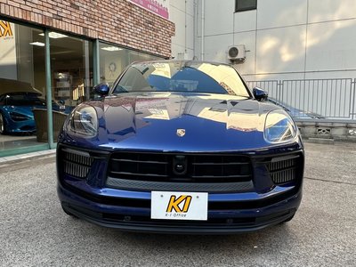 PORSCHE MACAN - 4
