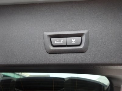 2025 BMW X3 缩略图 18