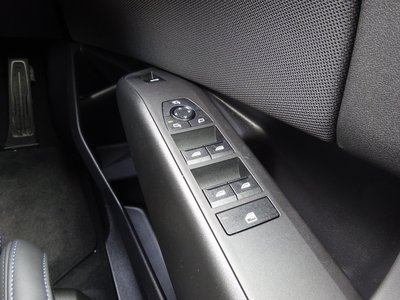 2025 BMW X3 缩略图 36