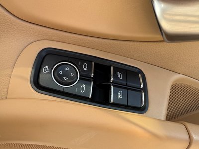 صورة مصغرة 23 لـ 2013 Porsche CAYMAN