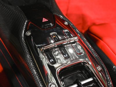 2024 Ferrari SF90 SPIDER 缩略图 18