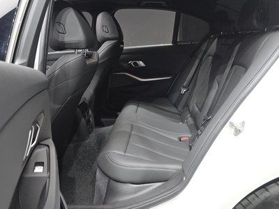 2025 BMW 3 SERIES 缩略图 18