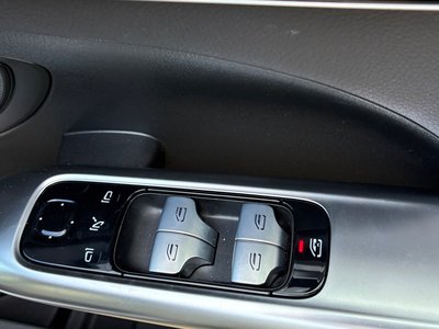صورة مصغرة 31 لـ 2023 Mercedes-BENZ C-CLASS