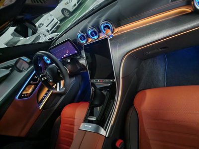 MERCEDES-BENZ C-CLASS - 3