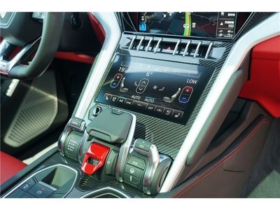 2020 Lamborghini URUS thumbnail 22