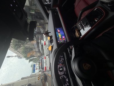 PORSCHE CAYENNE - 9