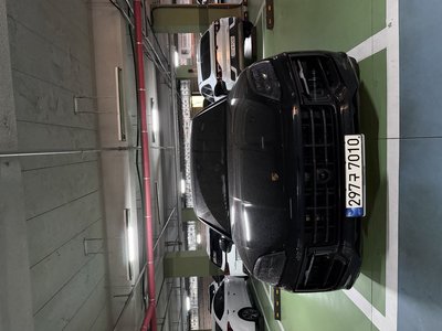 PORSCHE CAYENNE - 4