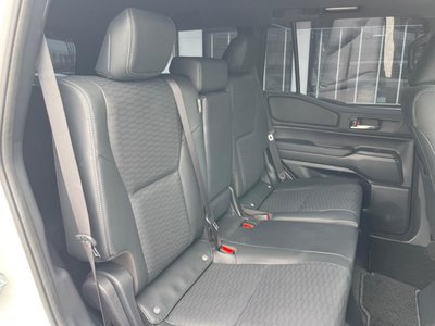 TOYOTA LAND CRUISER 250 - 9
