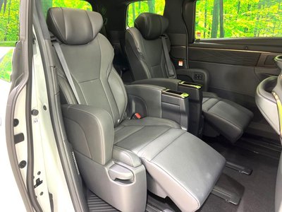TOYOTA ALPHARD - 9
