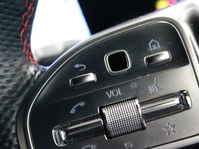 MERCEDES-BENZ GLB-CLASS - 9