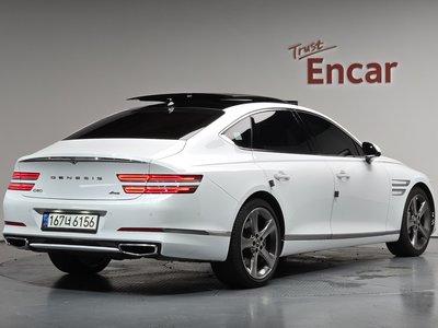 GENESIS G80 (RG3) - 2