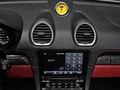 صورة مصغرة 18 لـ 2019 Porsche 718