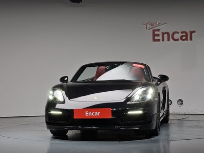 صورة 3 لـ 2019 Porsche 718