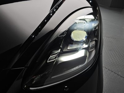صورة 9 لـ 2019 Porsche 718