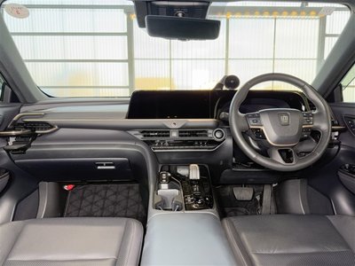 TOYOTA CROWN SPORT - 6