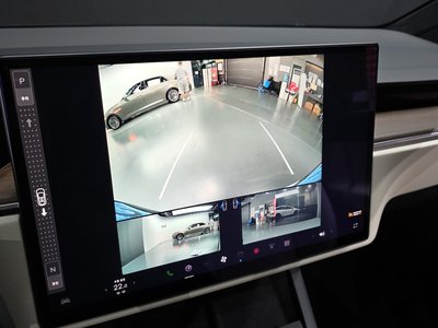 2023 Tesla MODEL X — миниатюра 21