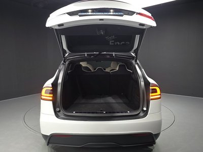 2023 Tesla MODEL X — миниатюра 26