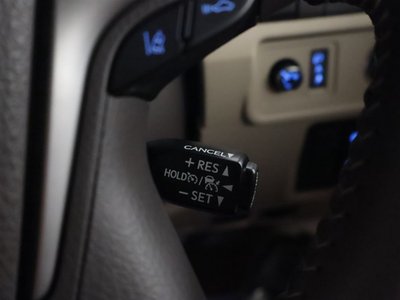 2023 Toyota LAND CRUISER PRADO — миниатюра 24