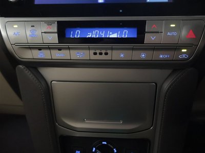 2023 Toyota LAND CRUISER PRADO — миниатюра 15