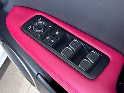 صورة مصغرة 37 لـ 2019 Lexus RX
