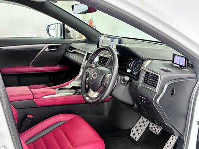 صورة مصغرة 11 لـ 2019 Lexus RX