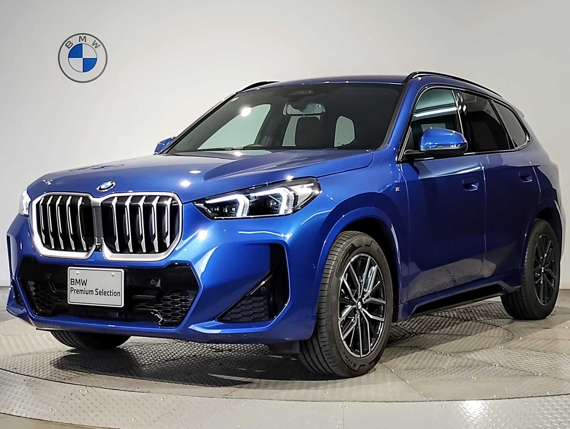 BMW X1 - View 1