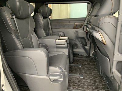 صورة 10 لـ 2023 Toyota ALPHARD
