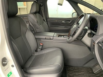 صورة 9 لـ 2023 Toyota ALPHARD