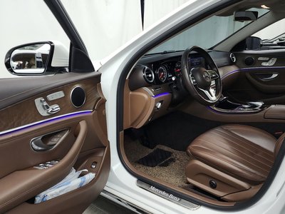 MERCEDES-BENZ E-CLASS - 10
