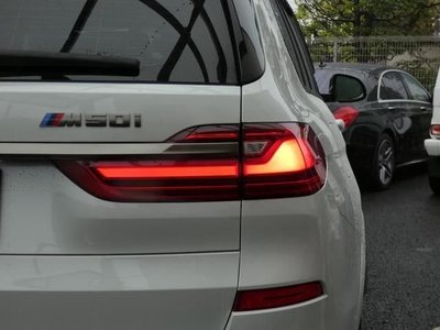 BMW X7 - 6