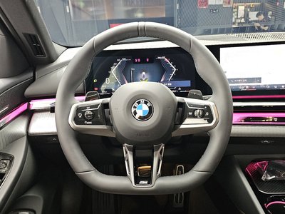 2025 BMW 5 SERIES 缩略图 19