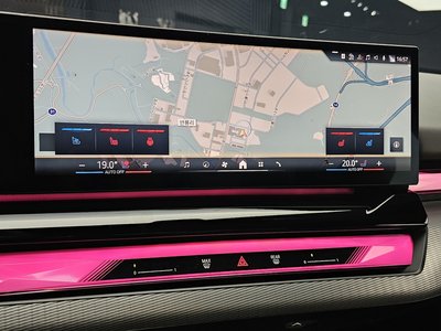 2025 BMW 5 SERIES 缩略图 23