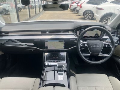AUDI A8 - 3