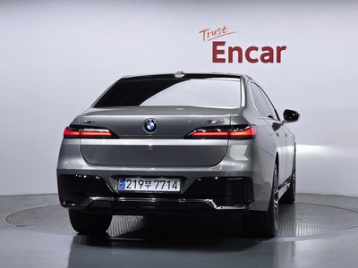 BMW 7 SERIES - 3