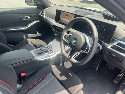 2026 BMW 3 SERIES thumbnail 16