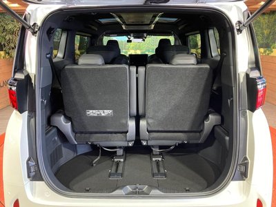 2024 Toyota ALPHARD 缩略图 11