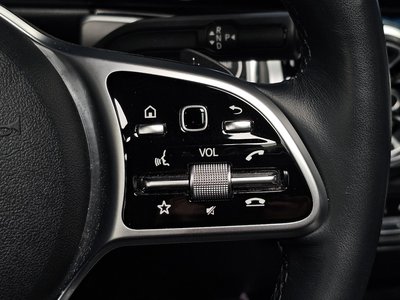 2022 Mercedes-BENZ GLB — миниатюра 21