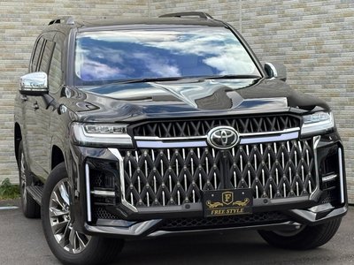 TOYOTA LAND CRUISER 300 - 8