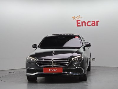 MERCEDES-BENZ E-CLASS - 2