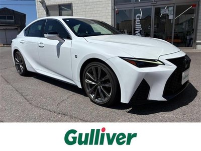 LEXUS IS - 1