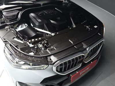 BMW 5 SERIES - 7