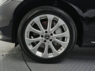 MERCEDES-BENZ E-CLASS - 6