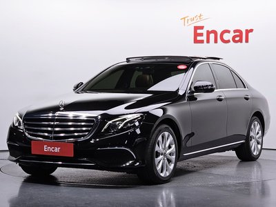 MERCEDES-BENZ E-CLASS - 1