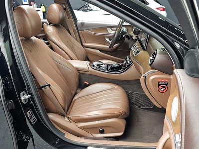 MERCEDES-BENZ E-CLASS - 10