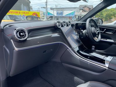 2025 Mercedes-BENZ GLC photo 10